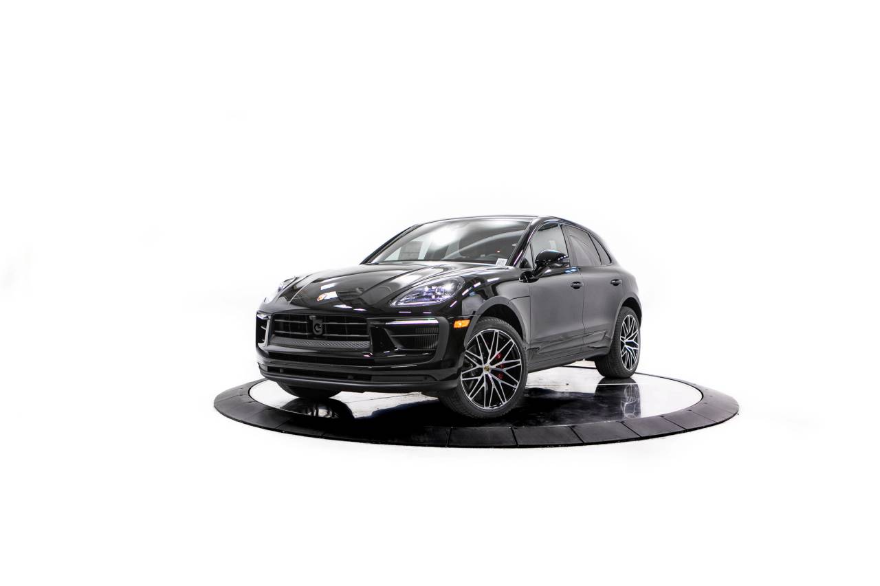 Thumbnail: 2026 Porsche Macan - 1