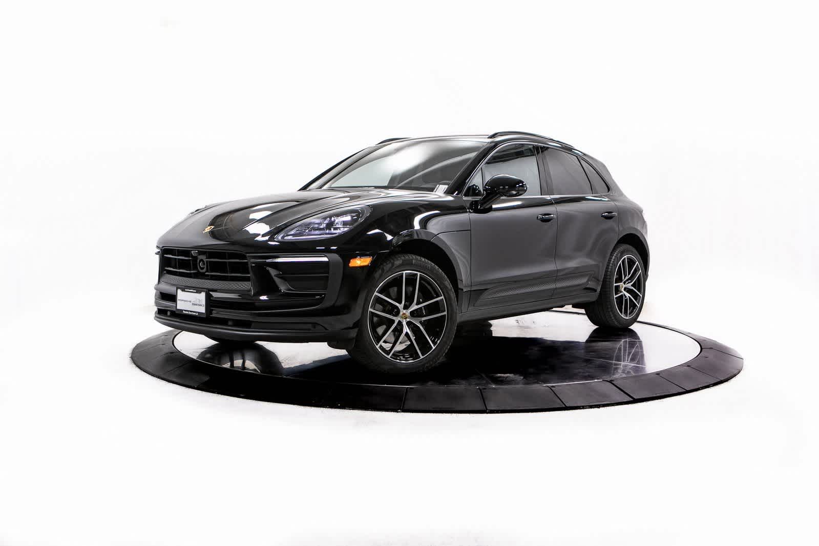 Thumbnail: 2025 Porsche Macan - 1