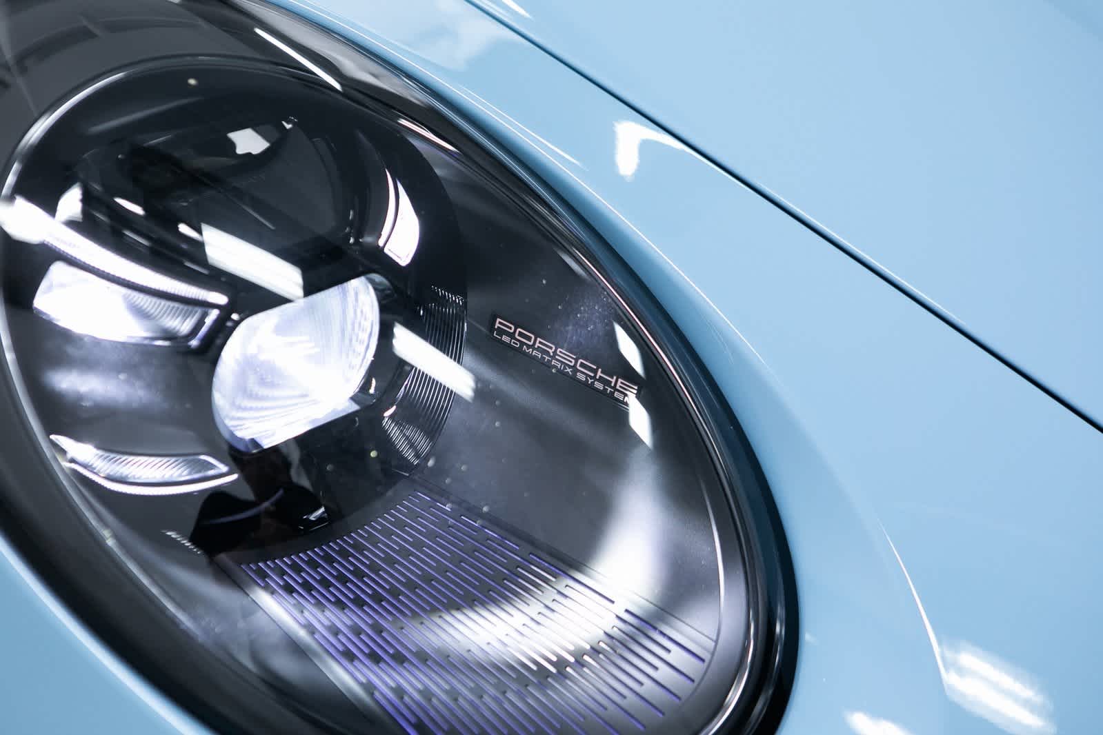 Thumbnail: 2025 Porsche 911 - 30