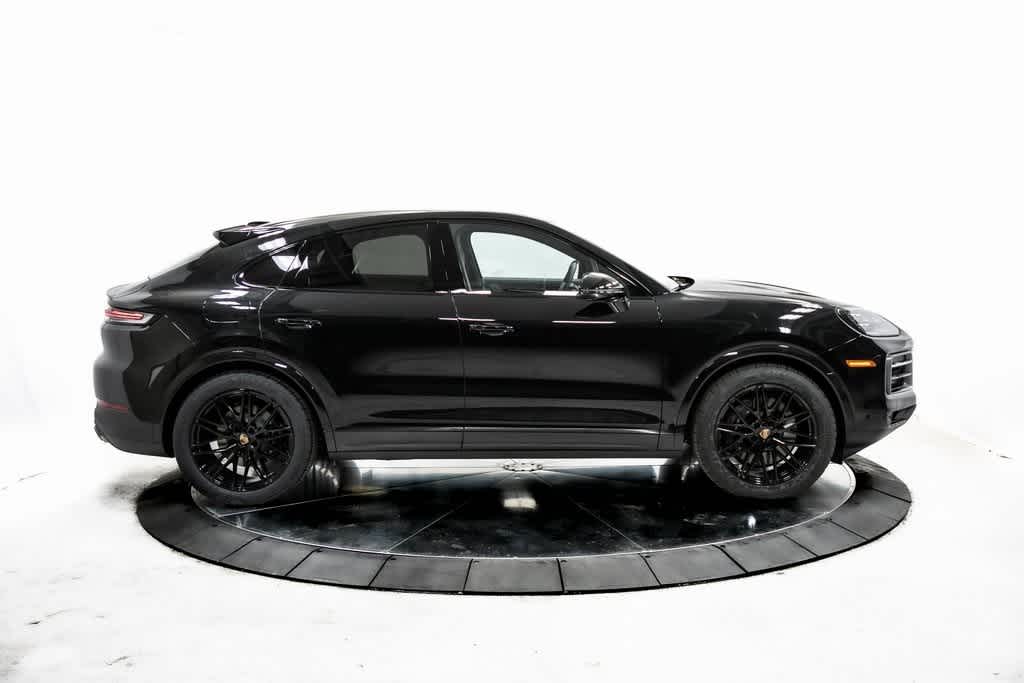 Thumbnail: 2025 Porsche  - 8
