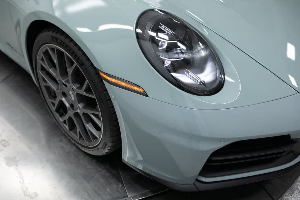 Thumbnail: 2025 Porsche 911 - 12