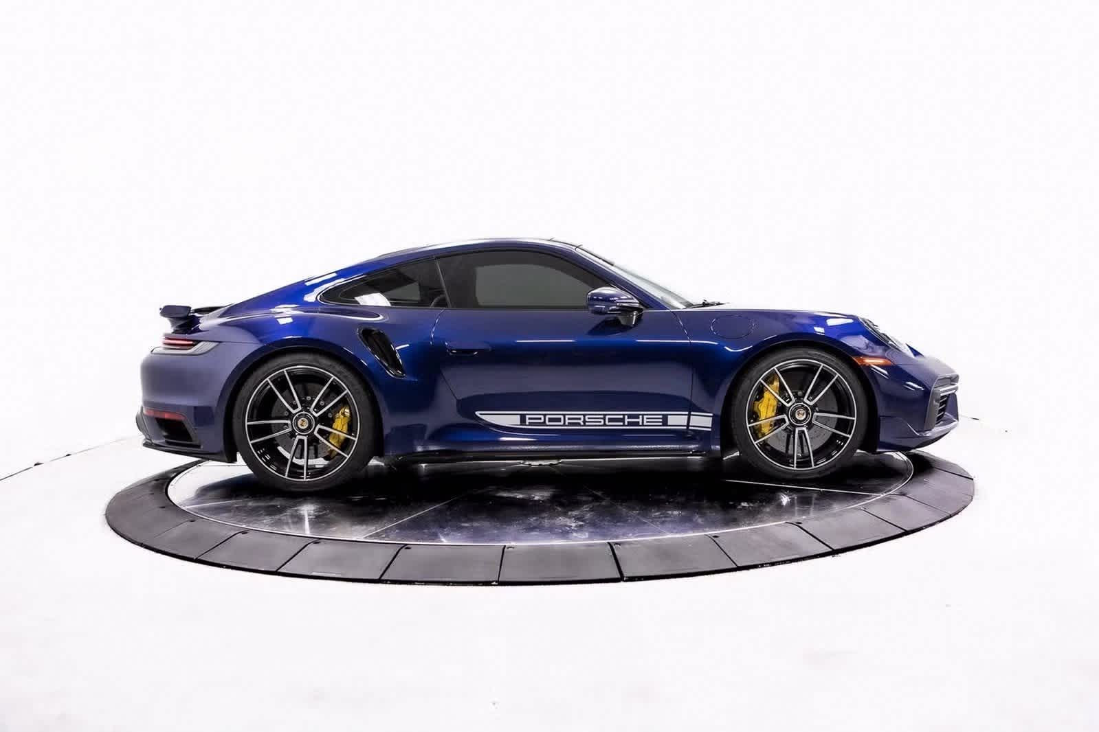 Thumbnail: 2023 Porsche 911 - 8