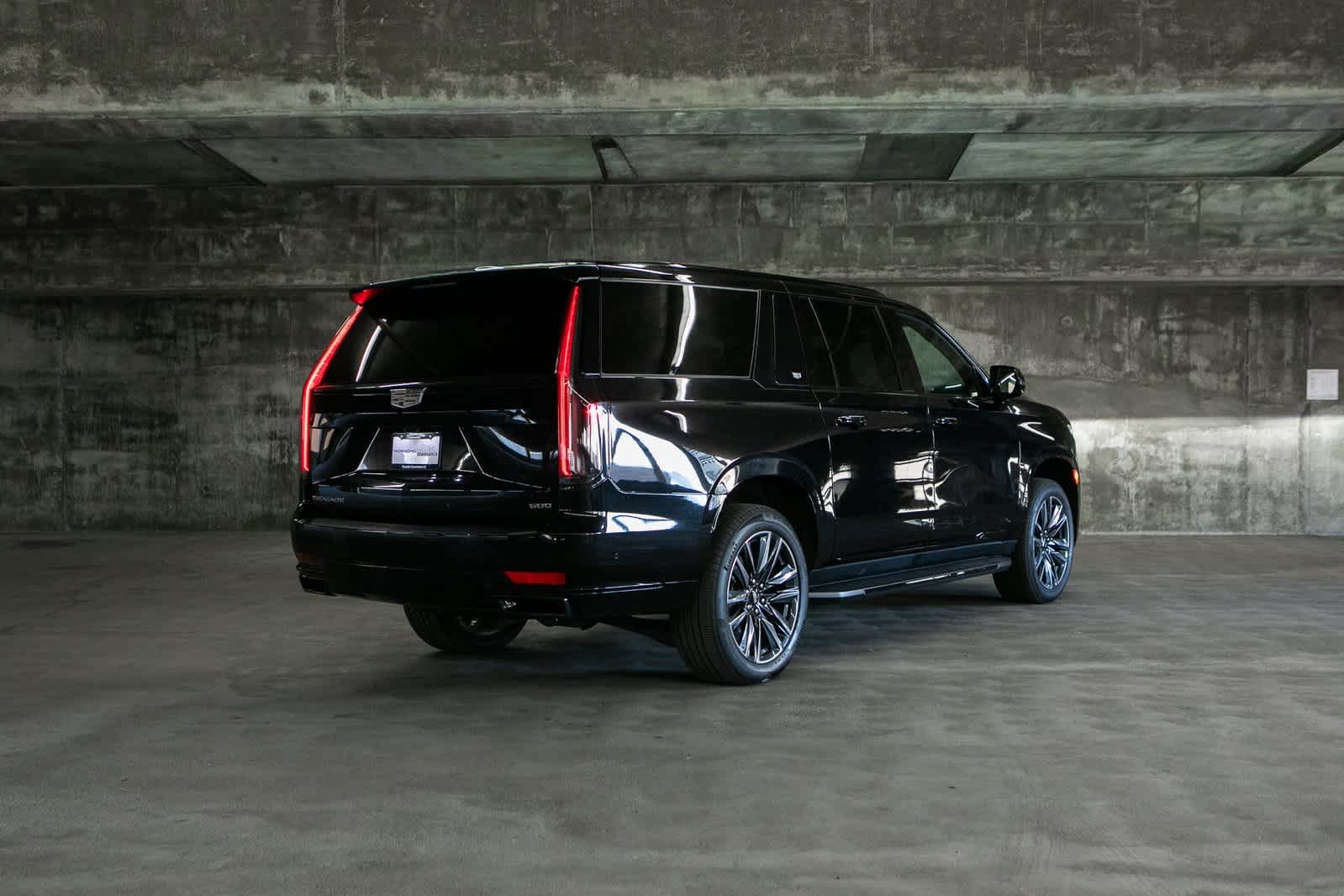 Thumbnail: 2024 Cadillac Escalade - 7