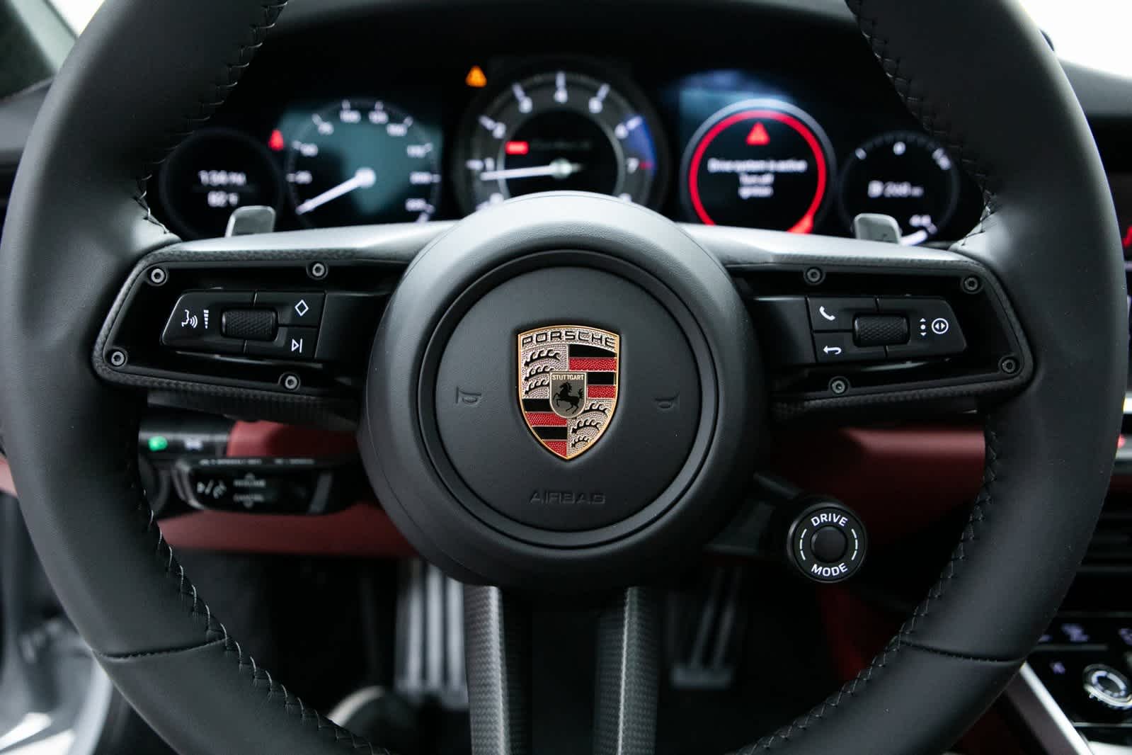 Thumbnail: 2025 Porsche 911 - 14