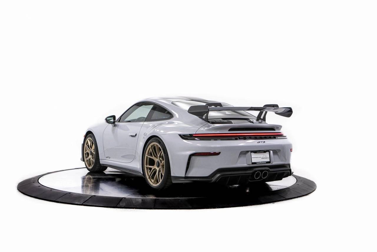 Thumbnail: 2026 Porsche 911 - 3