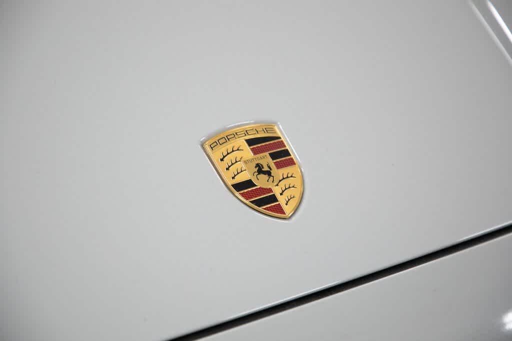 Thumbnail: 2025 Porsche  - 18