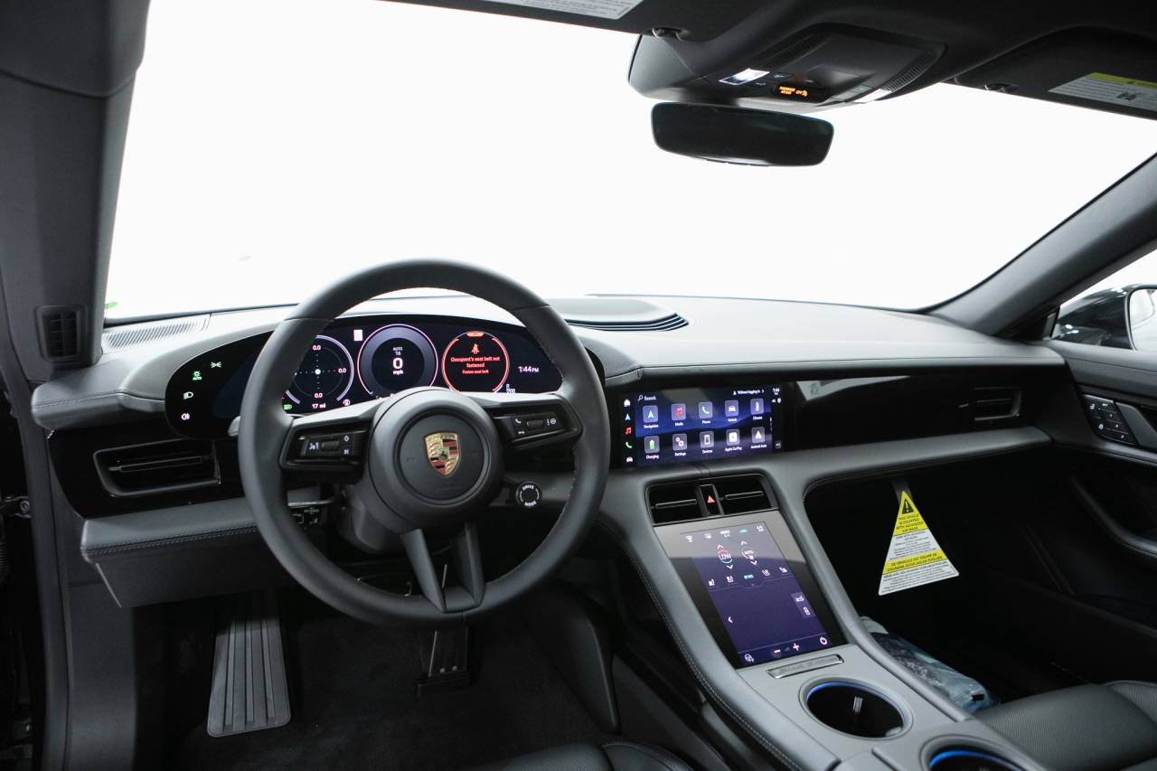 Thumbnail: 2026 Porsche Taycan - 19