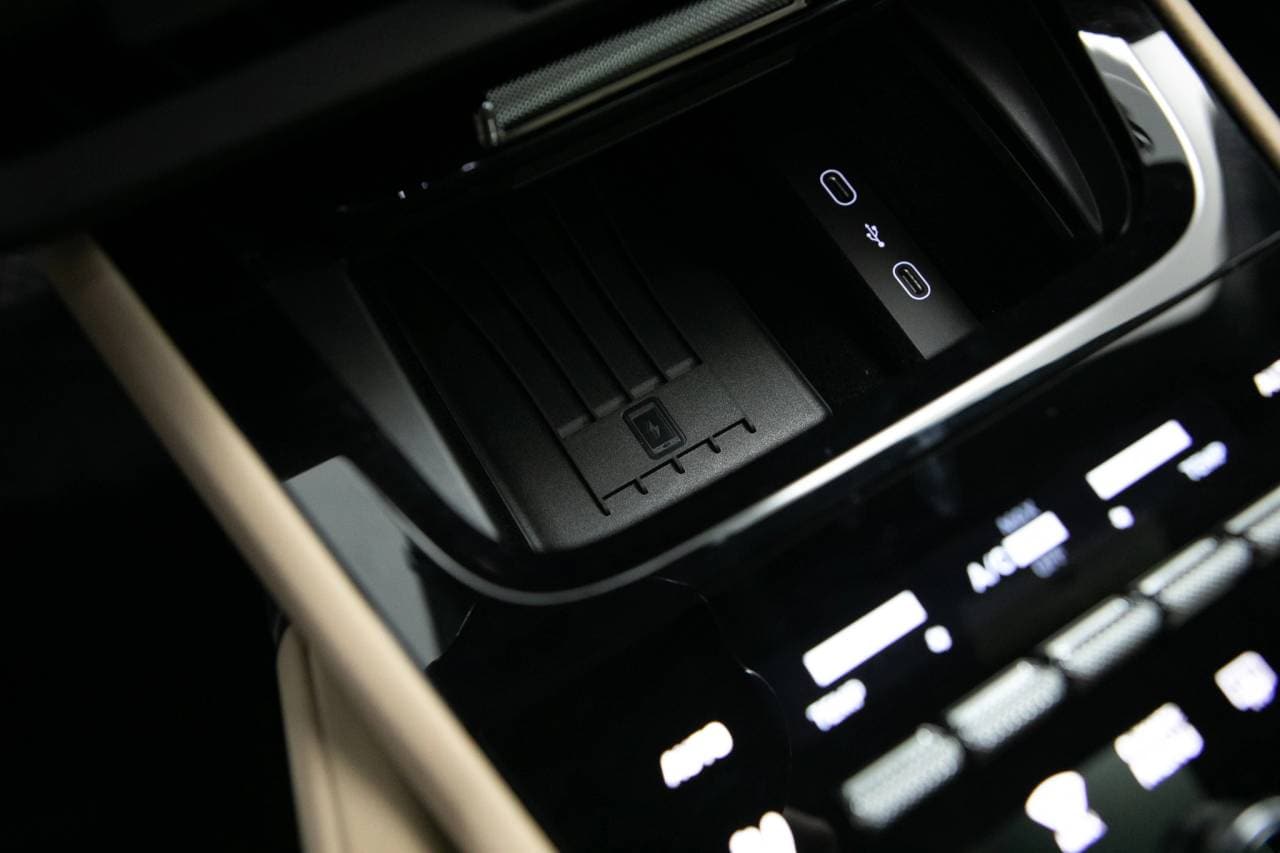 Thumbnail: 2026 Porsche Cayenne - 30