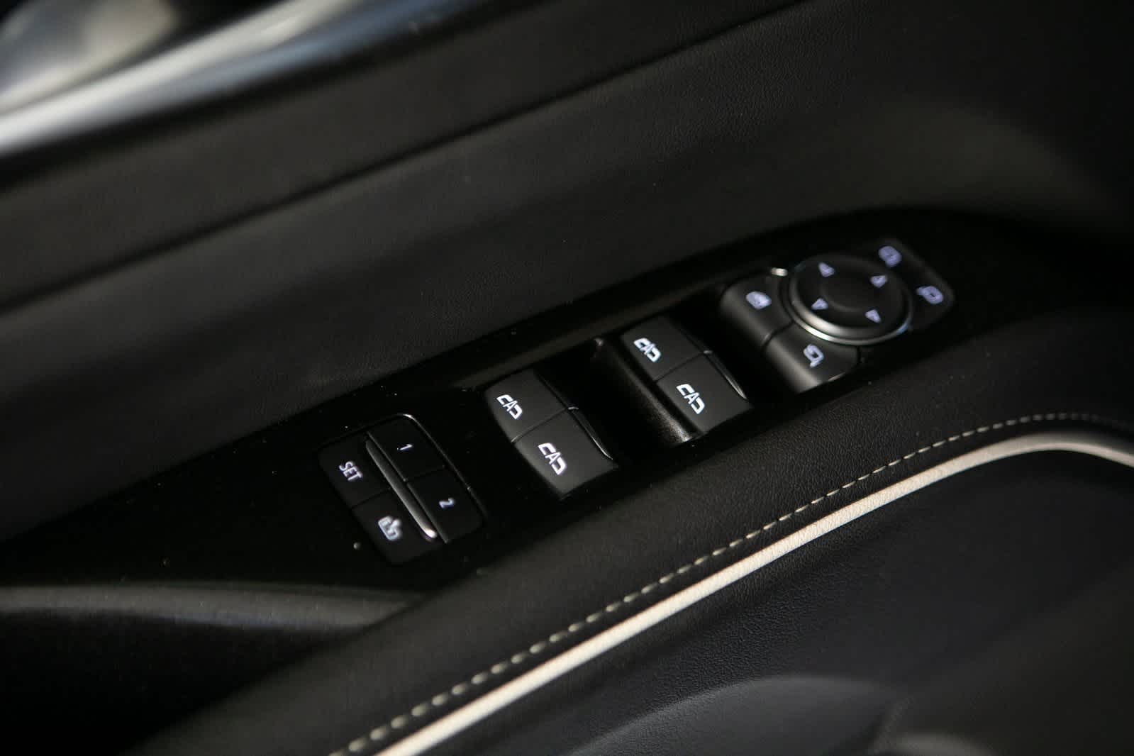 Thumbnail: 2024 Cadillac Escalade - 17