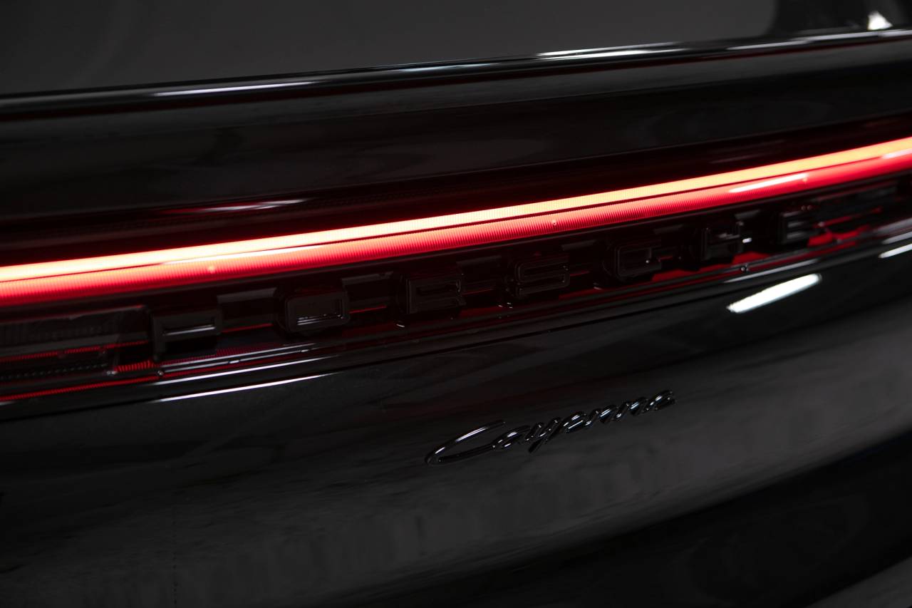 Thumbnail: 2026 Porsche  - 16
