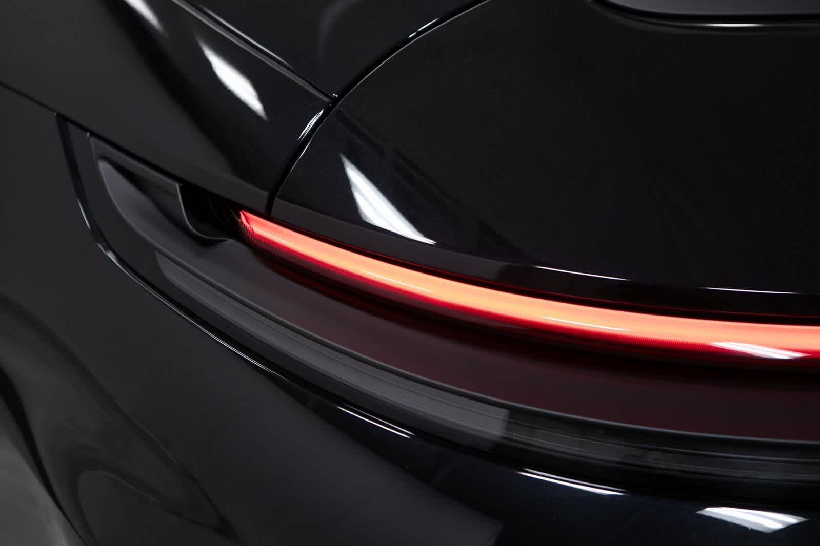 Thumbnail: 2025 Porsche 911 - 32