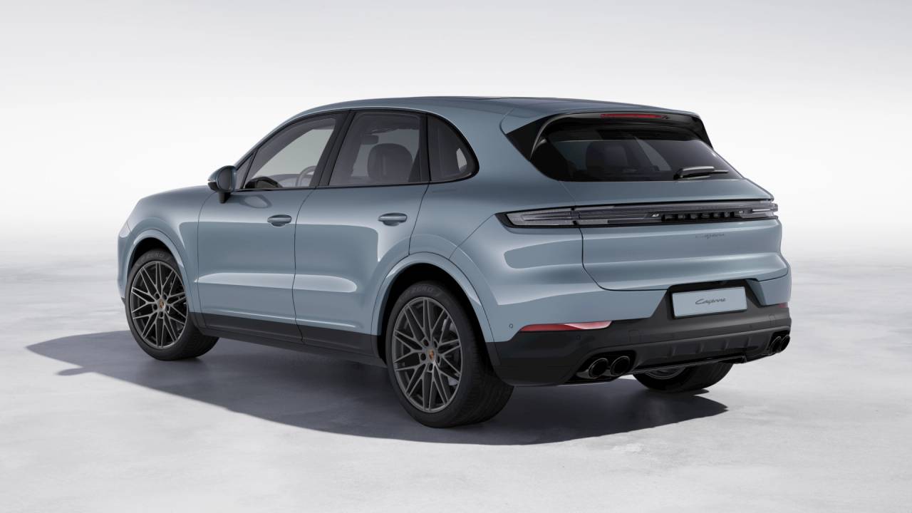Thumbnail: 2026 Porsche Cayenne - 3