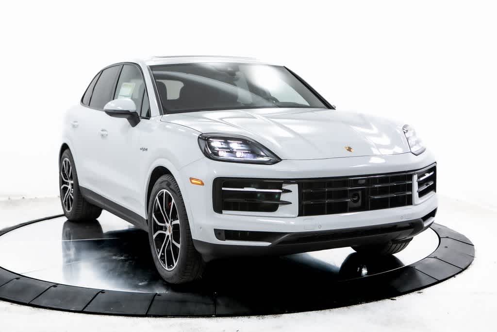 Thumbnail: 2025 Porsche Cayenne - 9