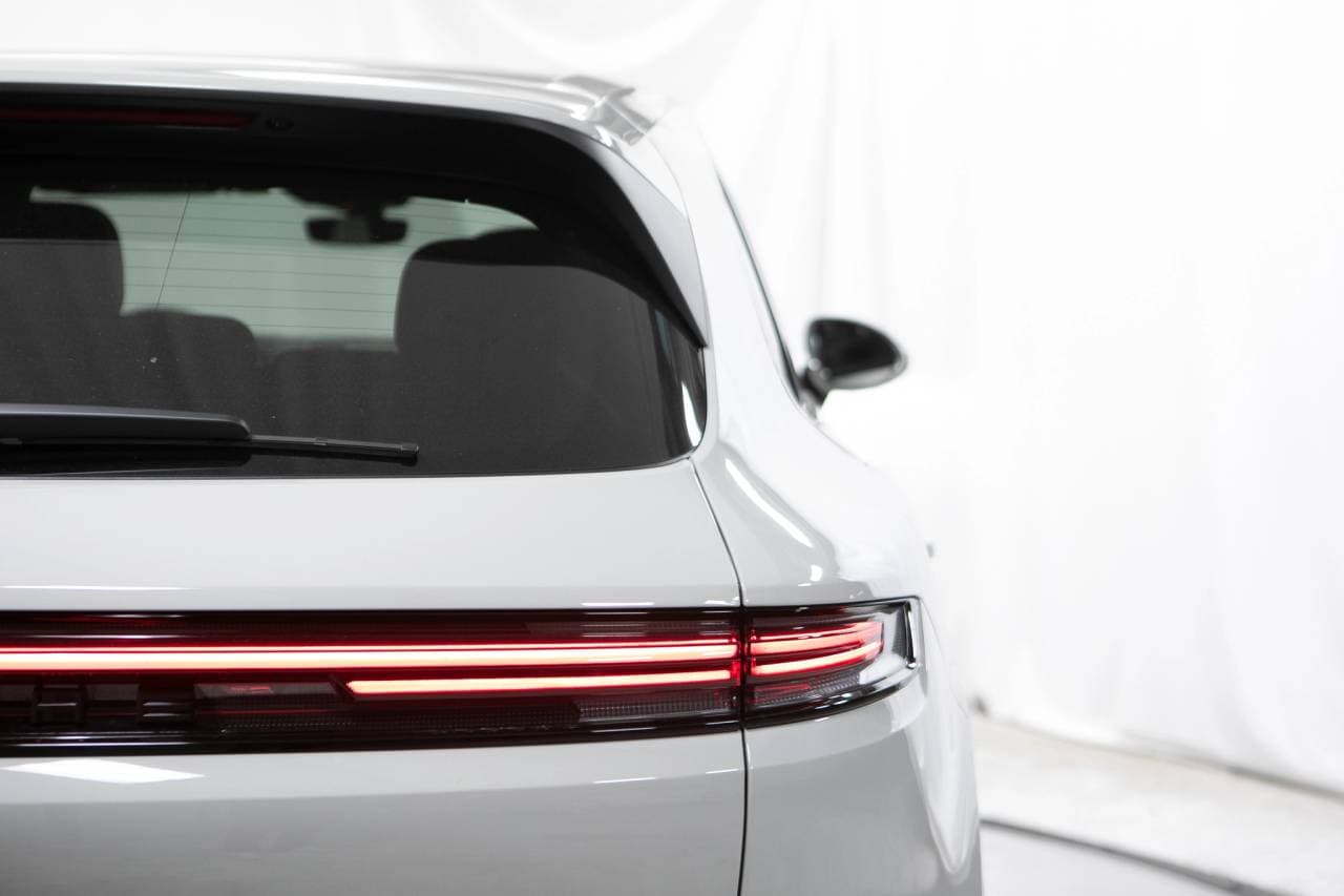 Thumbnail: 2026 Porsche Cayenne - 18