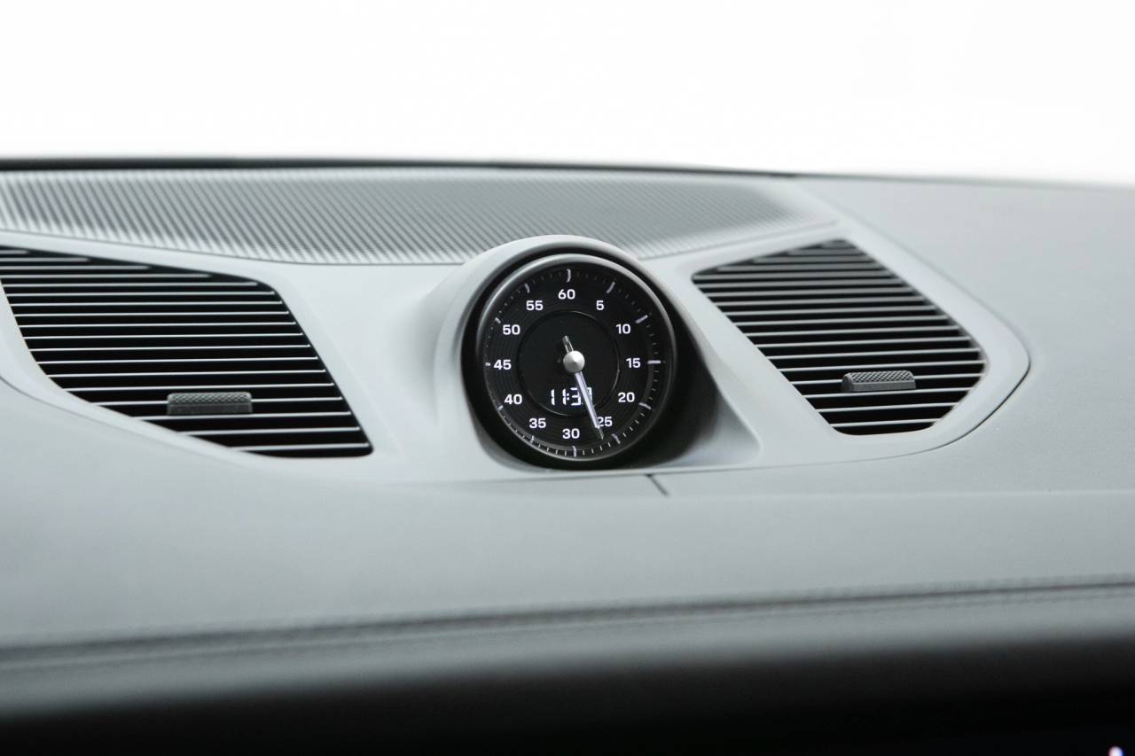 Thumbnail: 2026 Porsche  - 31