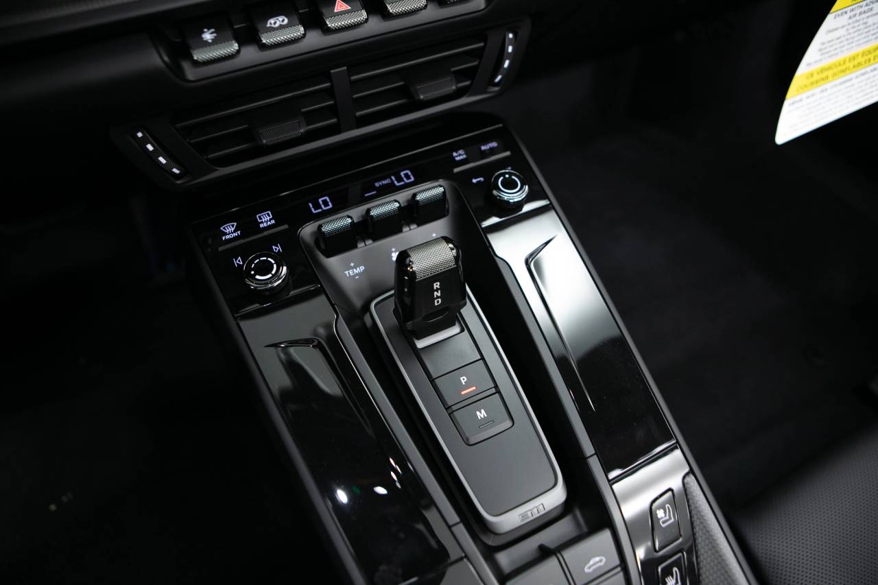 Thumbnail: 2026 Porsche 911 - 29