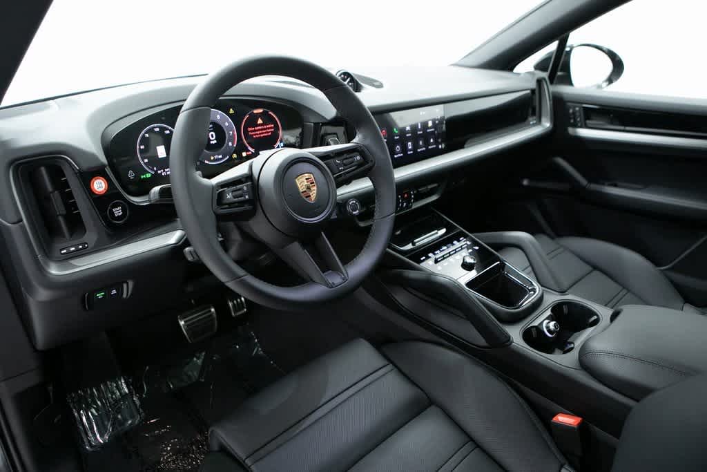 Thumbnail: 2025 Porsche  - 4