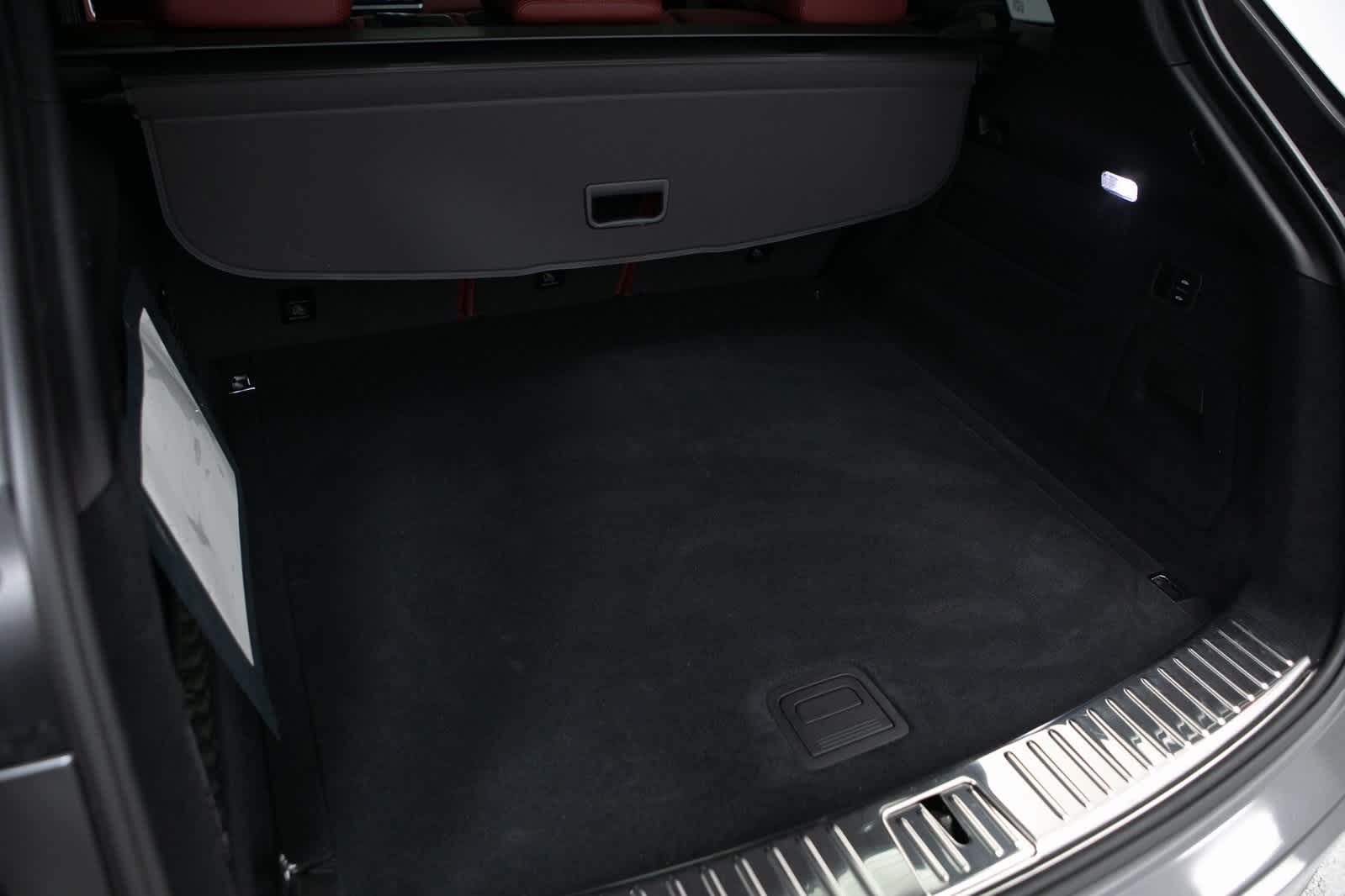 Thumbnail: 2023 Porsche Cayenne - 31