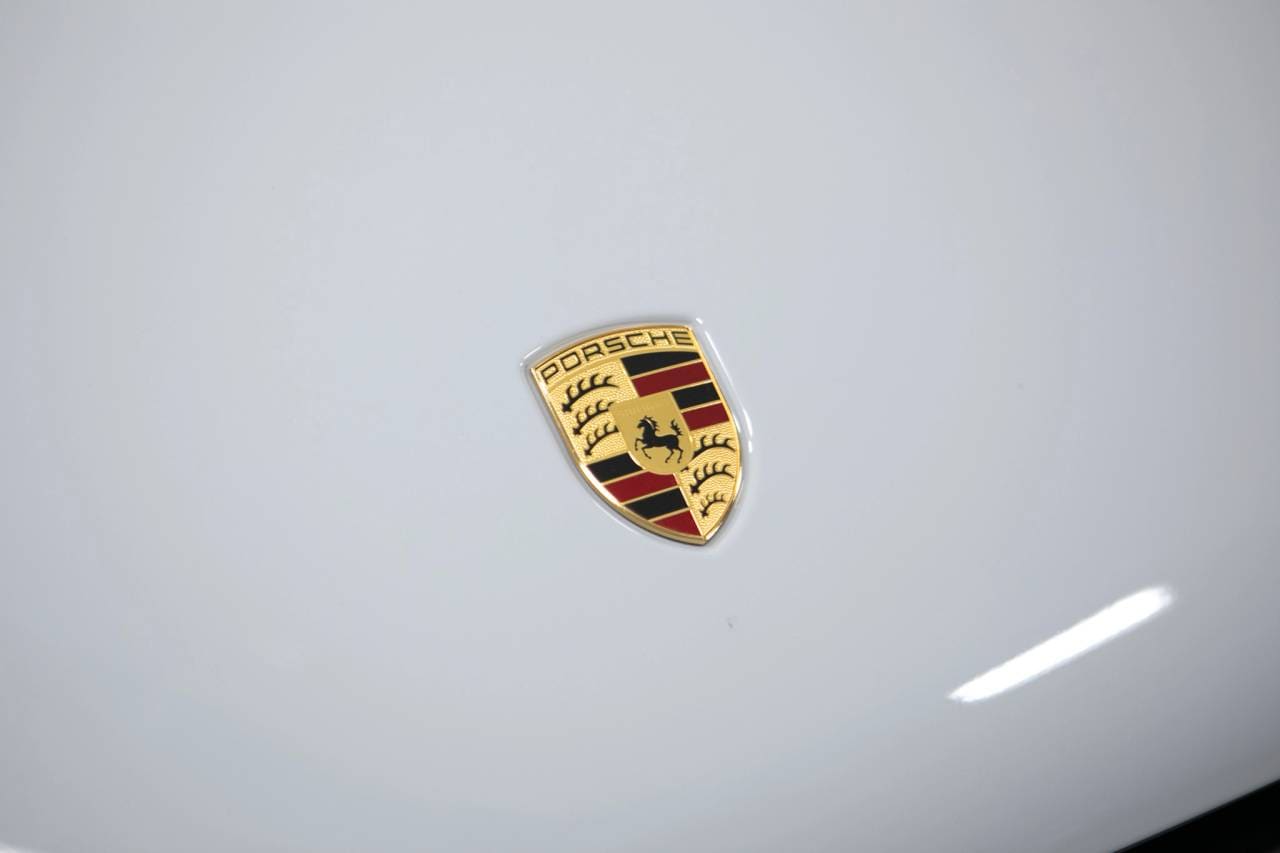 Thumbnail: 2026 Porsche Macan - 14