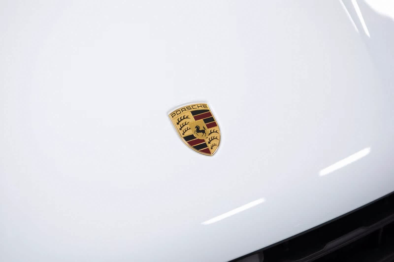 Thumbnail: 2025 Porsche Macan - 34