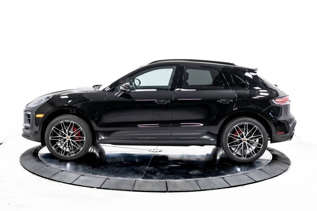 Thumbnail: 2025 Porsche Macan - 2