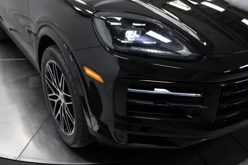 Thumbnail: 2025 Porsche Cayenne - 12
