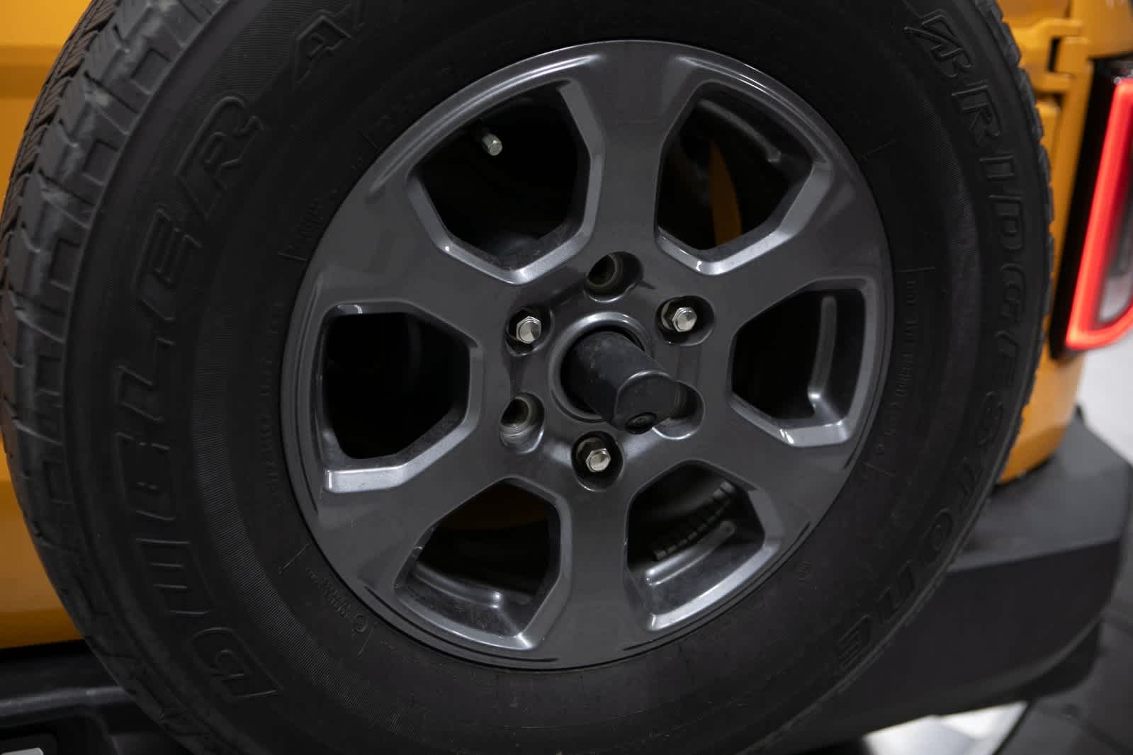 Thumbnail: 2022 Ford Bronco - 30