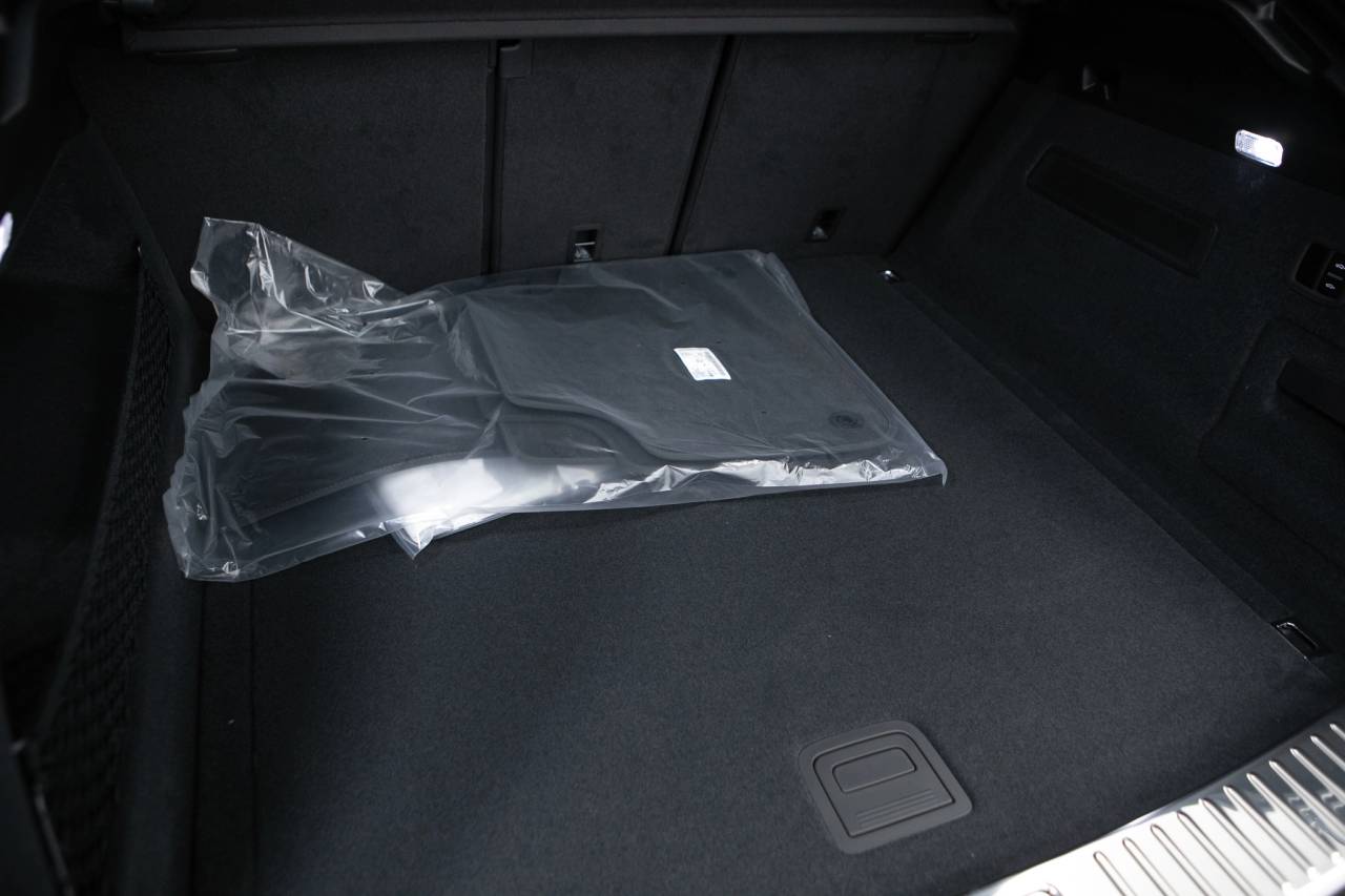 Thumbnail: 2026 Porsche  - 40