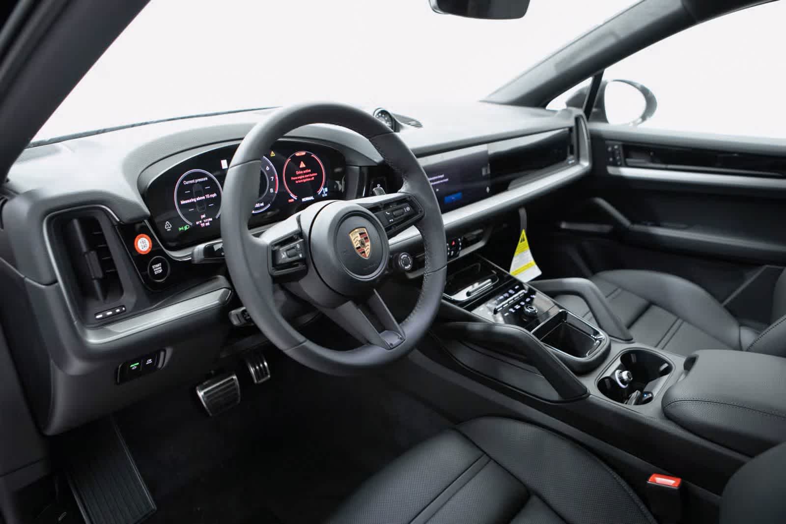 Thumbnail: 2026 Porsche Cayenne - 3