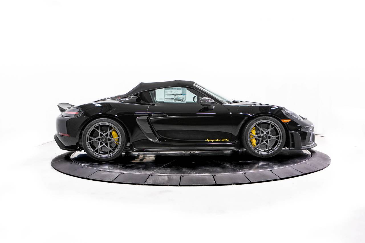 Thumbnail: 2025 Porsche  - 8