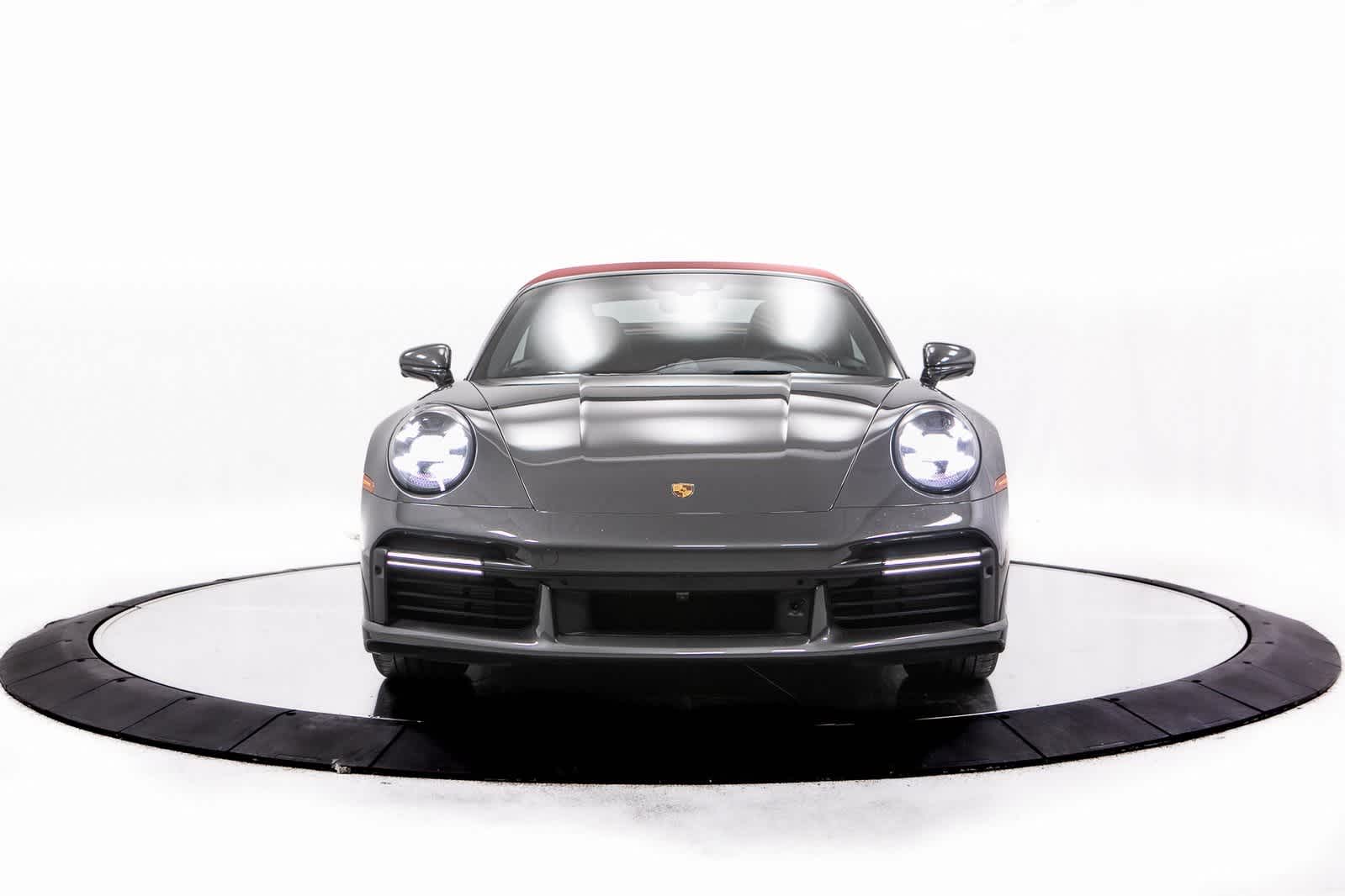 Thumbnail: 2023 Porsche 911 - 10