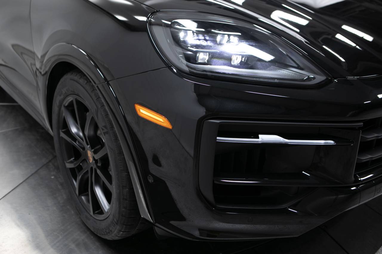 Thumbnail: 2026 Porsche Cayenne - 12