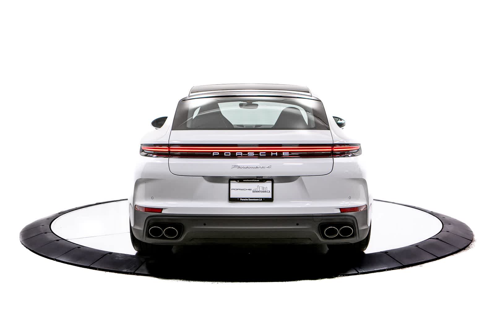 Thumbnail: 2024 Porsche Panamera - 6