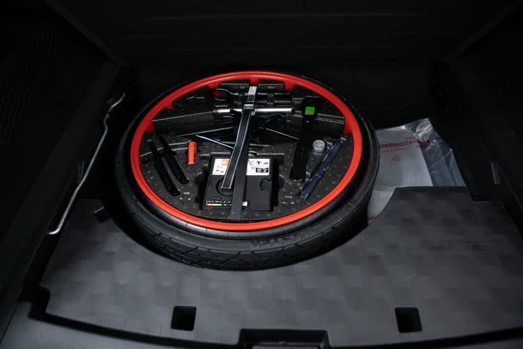 Thumbnail: 2025 Porsche  - 17