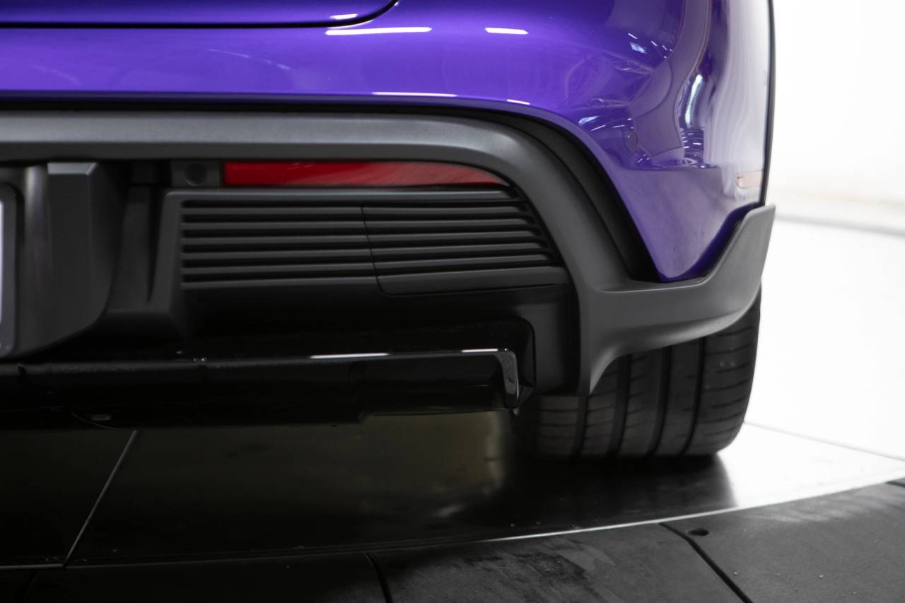 Thumbnail: 2026 Porsche Taycan - 17