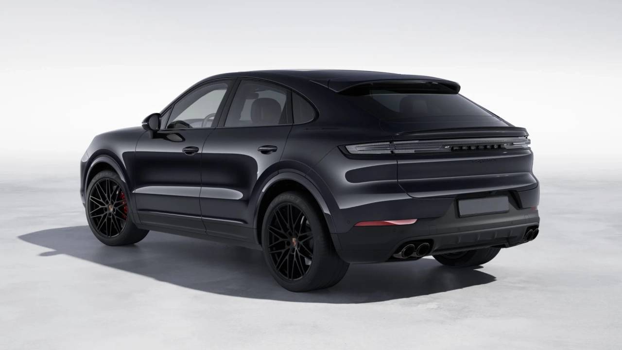 2026 Porsche Cayenne Coupe S photo 3