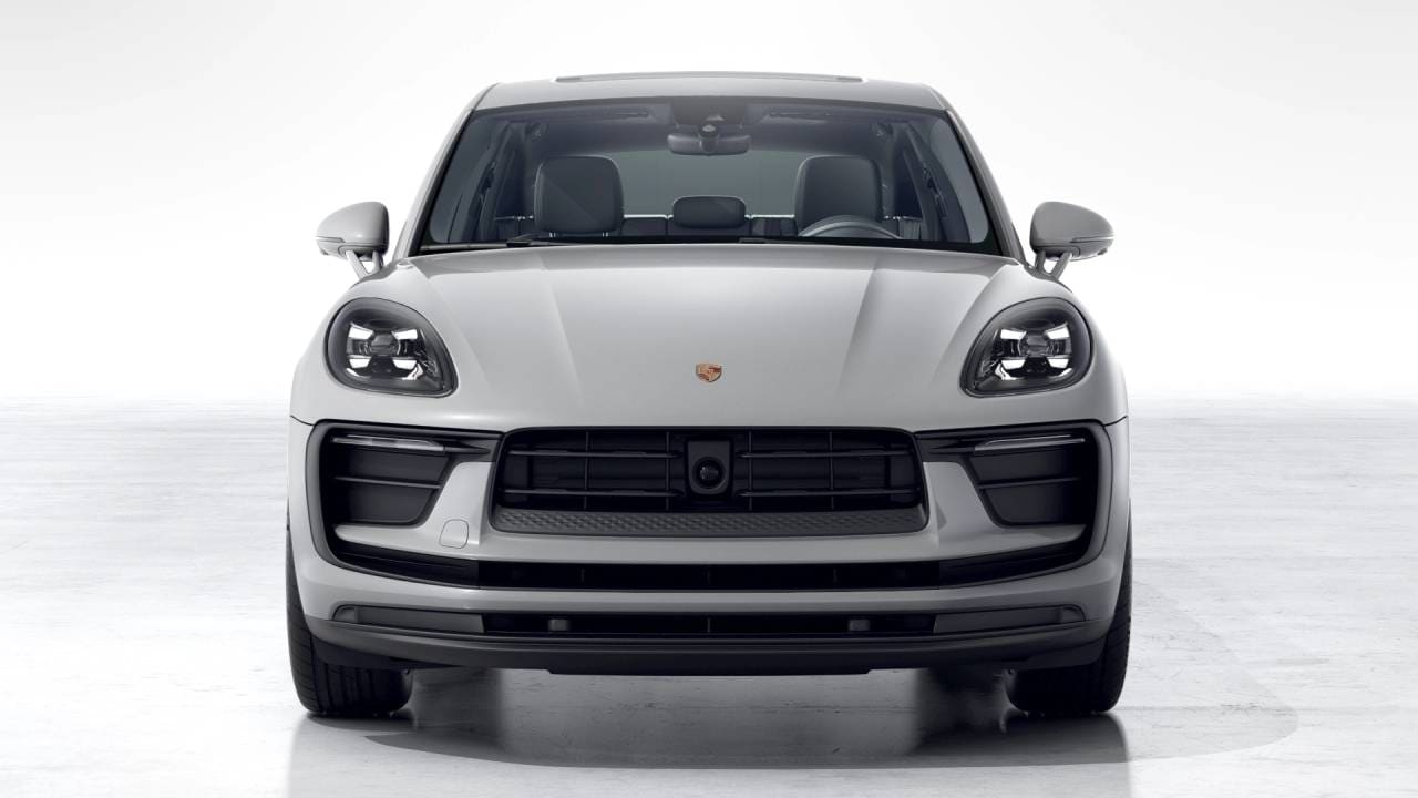 Thumbnail: 2026 Porsche Macan - 8