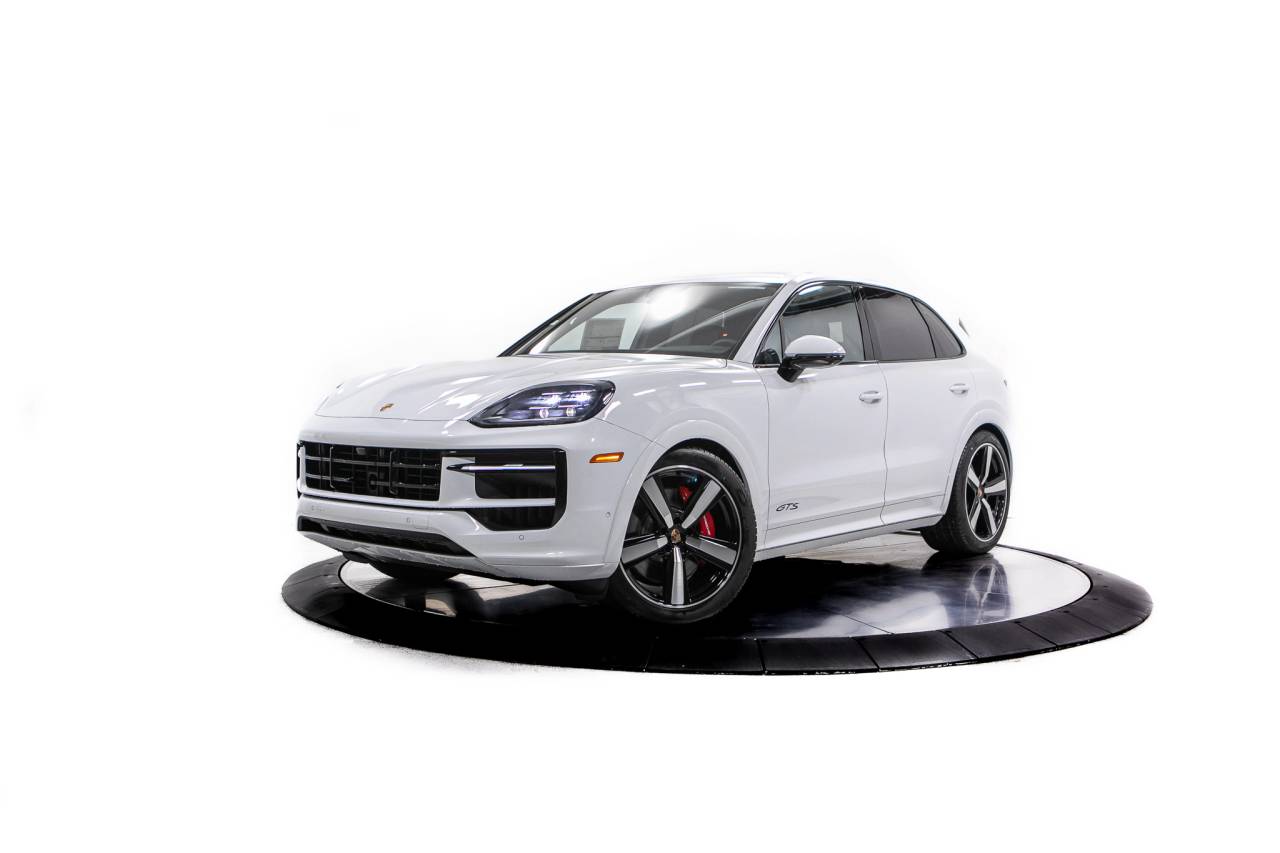 2026 Porsche Cayenne GTS