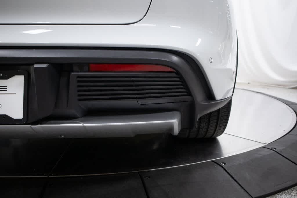Thumbnail: 2025 Porsche Taycan - 36