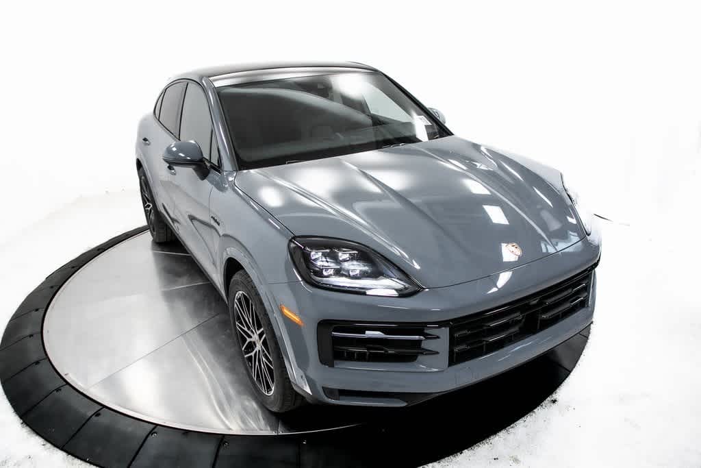 Thumbnail: 2025 Porsche  - 38