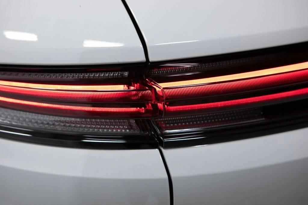 Thumbnail: 2025 Porsche Cayenne - 37