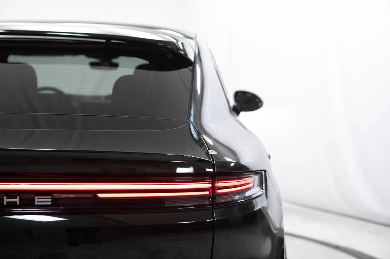 Thumbnail: 2026 Porsche  - 18