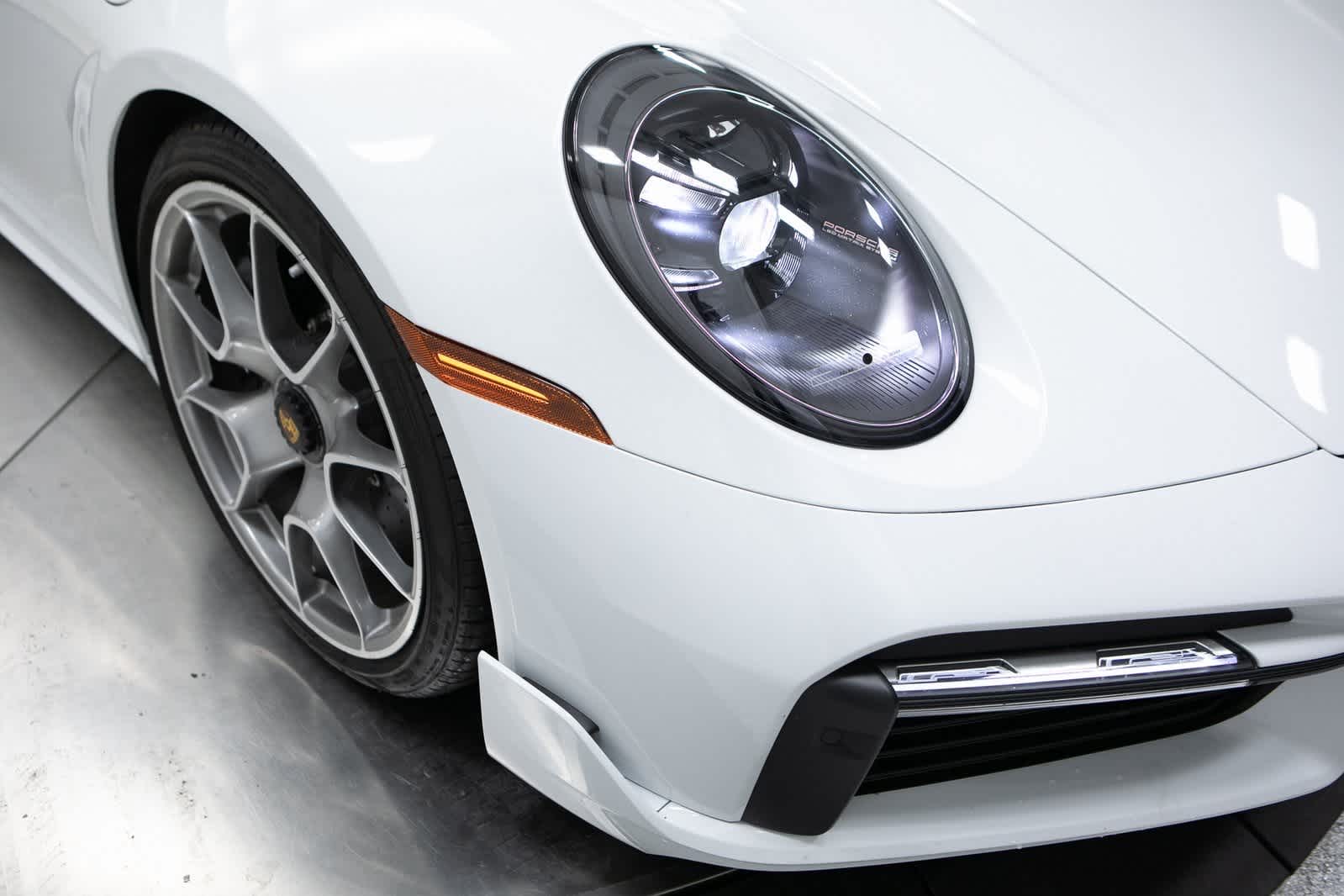 Thumbnail: 2021 Porsche 911 - 12