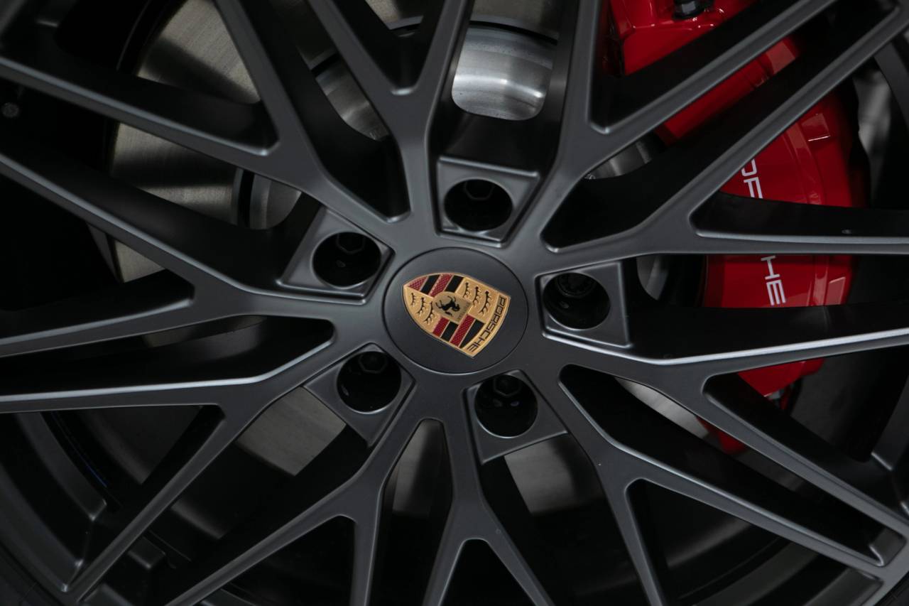 Thumbnail: 2026 Porsche Cayenne - 11