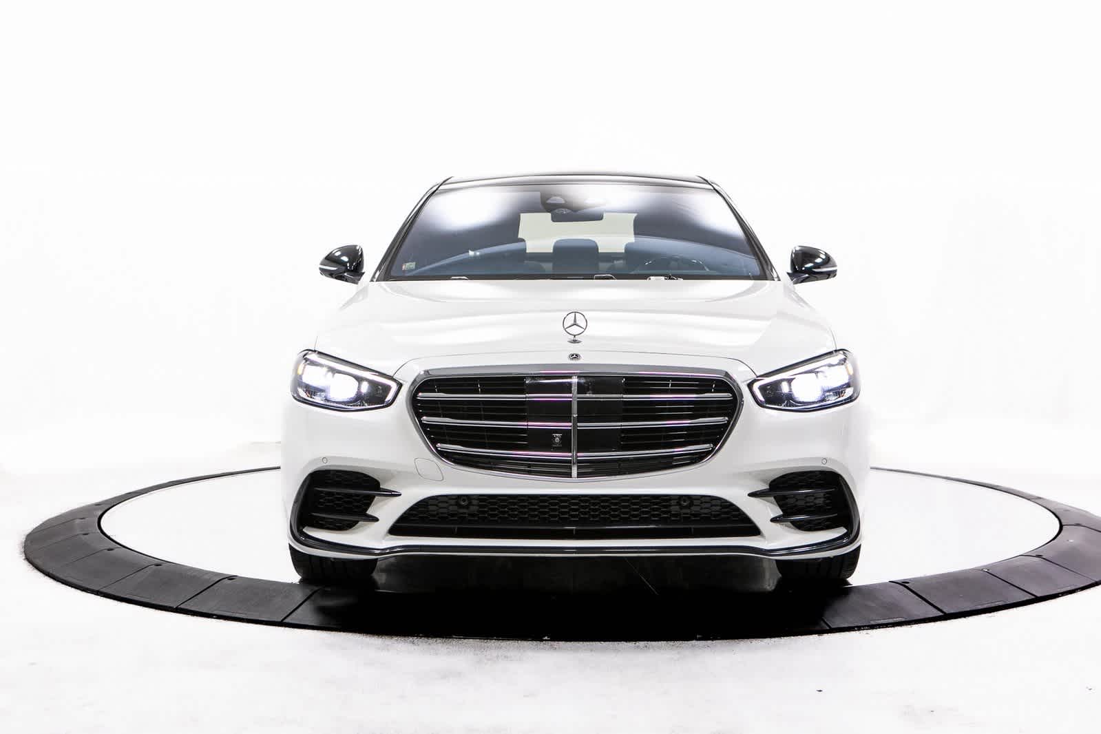 Thumbnail: 2021 Mercedes-Benz S-Class - 10