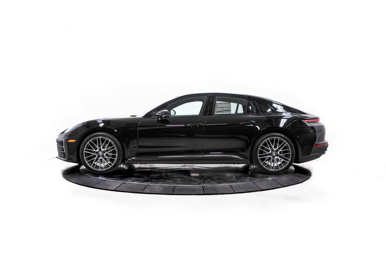 Thumbnail: 2026 Porsche Panamera - 2