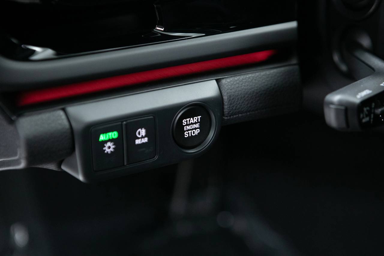 Thumbnail: 2026 Porsche Panamera - 27