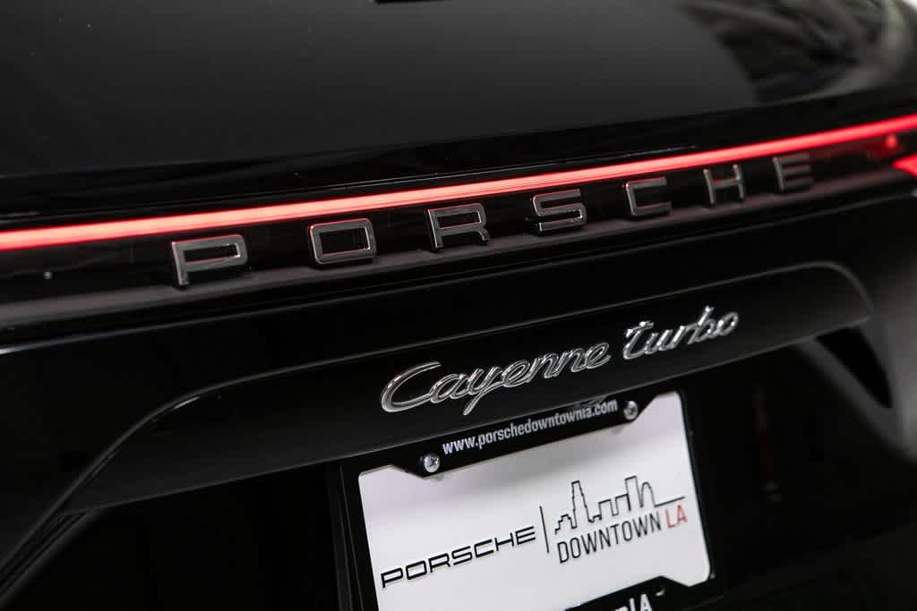 2021 Porsche Cayenne Turbo 35