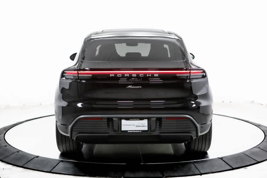 Thumbnail: 2025 Porsche Macan - 6