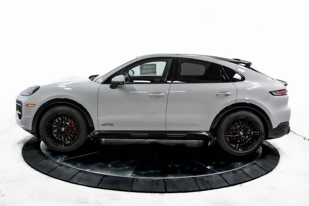 Thumbnail: 2025 Porsche  - 2